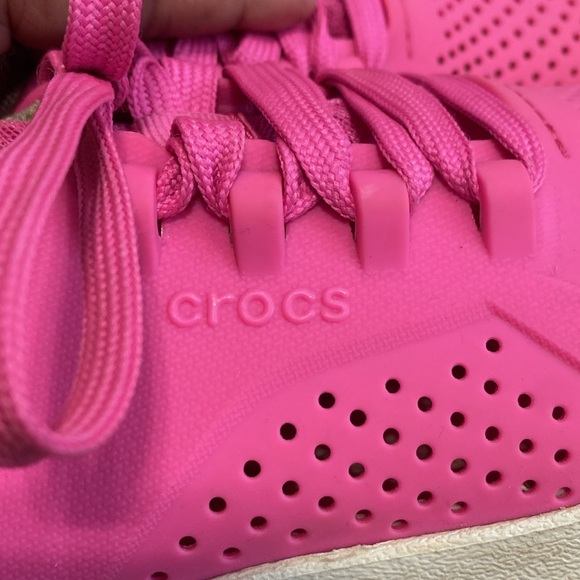 Crocs Women's Pink lace up Sneakers sz 8 - Picture 7 of 9